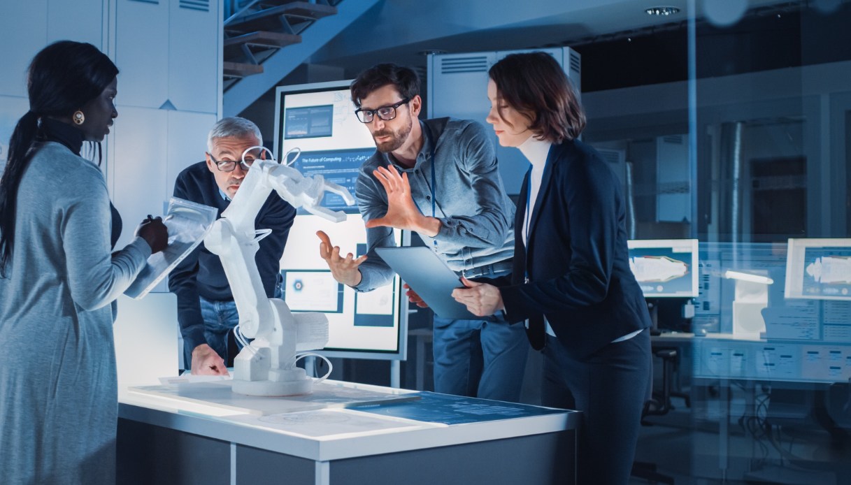 Il padrino dell’Intelligenza Artificiale si dimette: “Ecco i rischi che corriamo”