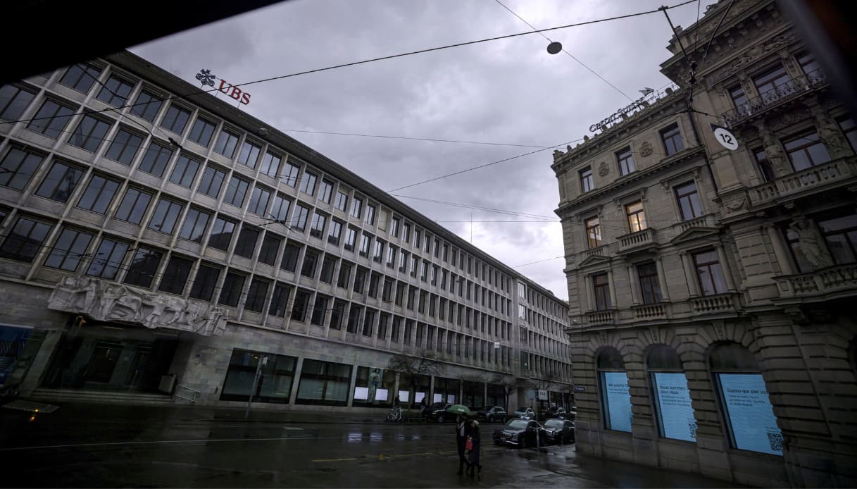 “Nascosti tesori dei nazisti”: le accuse al colosso bancario