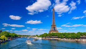 Dopo un secolo si torna a fare il bagno nella Senna