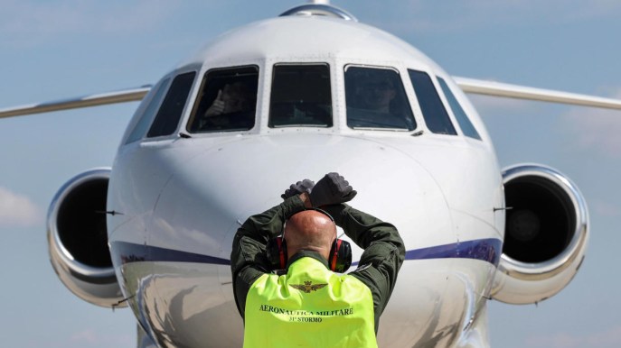 Migliaia di voli cancellati in Europa: aerei poco sicuri?