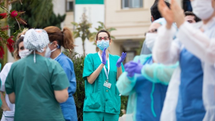 Svizzera a caccia di infermieri italiani: lo stipendio