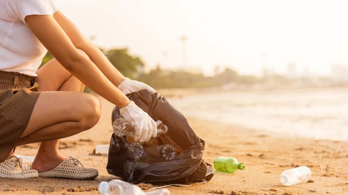 Spiagge italiane sommerse dalla spazzatura: la top10 dei rifiuti