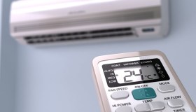 Il paradosso dell’uso massiccio dei condizionatori: i rischi a cui andiamo incontro