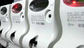 Bollette, luce in aumento ma lieve: quanto spende una famiglia