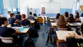 Scuola, Bonus insegnanti 500 euro esteso