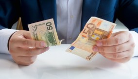 pagamenti all'estero in euro o in valuta locale