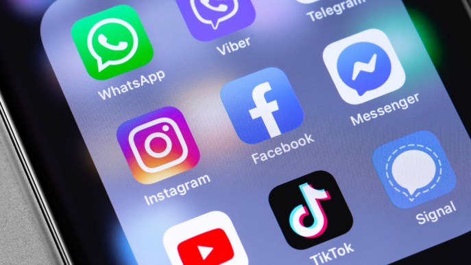 Facebook e Instagram potrebbero diventare a pagamento