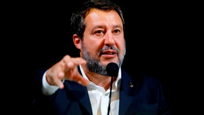 Salvini rilancia il condono edilizio: come funzionerebbe