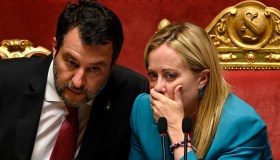 Benzina a 2 euro, bufera Meloni: la promessa mancata di Salvini