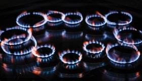 Stangata sul gas, aumenti in arrivo per l'”effetto canguro”