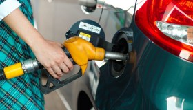 Prezzi benzina di nuovo in aumento, ecco di quanto (e perché)