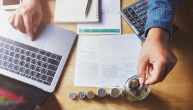 Coniuge a carico, quanto mi spetta di detrazione nel 2023? Le simulazioni