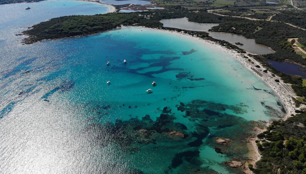Il 67% delle spiagge italiane adesso è libero: cosa cambia