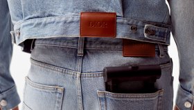 Kim Jones firma la capsule Denim Dior, un inno al blue jeans