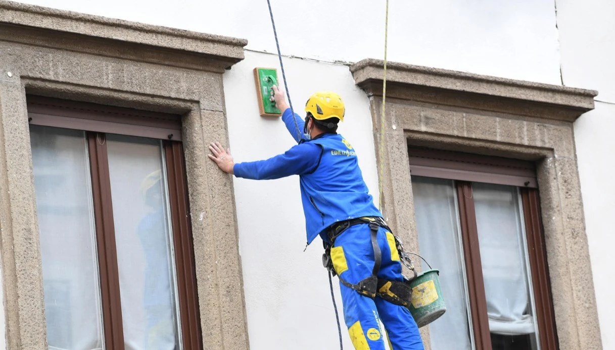 Manovra, ora è ufficiale: addio al Superbonus, come cambierà