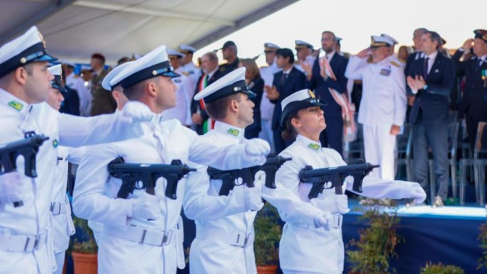 La Marina militare cerca 1750 volontari: come candidarsi