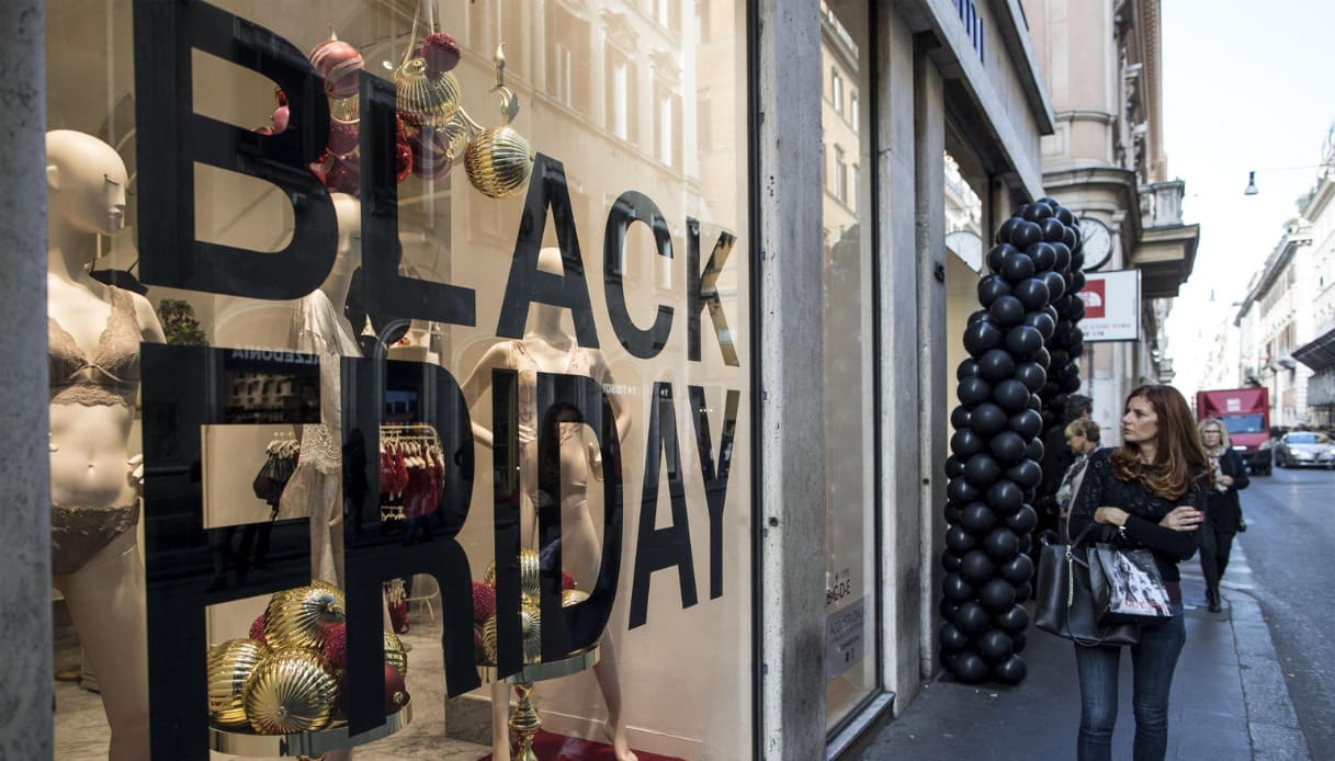 regala un nuovo buono sconto, stavolta per la Settimana del Black  Friday