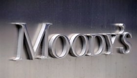 Moody’s promuove 16 banche e 8 utilities assieme all’Italia
