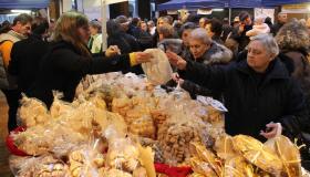 Stangata di Natale: dal panettone all’albero, quanto ci costerà