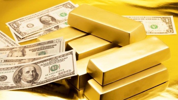 L’oro sopra i 2.000 dollari: ecco i fattori che hanno mosso il prezioso