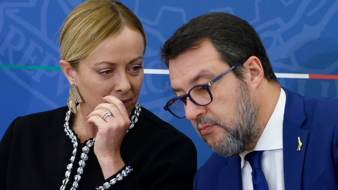 Raduno sovranista: Salvini resta solo (e la Meloni gode)