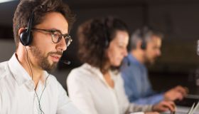 Maxi licenziamenti nei call center con la fine del mercato tutelato