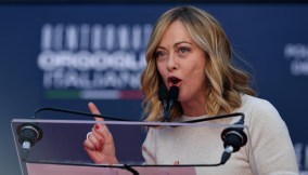 Meloni Atreju attacchi