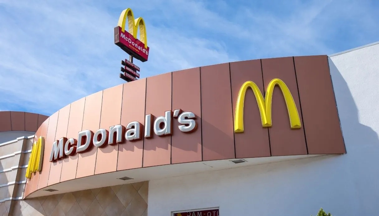  McDonald-s-presi-d-assalto-per-i-Winterdays-e-la-fake-news-su-carne-e-pane-scaduti-