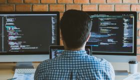 La multinazionale SAP sceglie l’Intelligenza Artificiale e propone il licenziamento volontario a 8.000 lavoratori