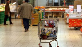Istat e Bankitalia, l’inflazione divora la ricchezza delle famiglie: -12% nel 2022
