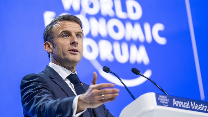 A Davos Macron invoca gli eurobond: vantaggi e criticità