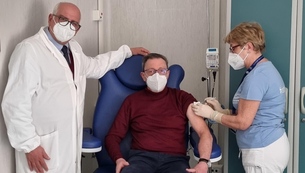 Vaccino a mRna contro il melanoma, somministrata la prima dose in Italia