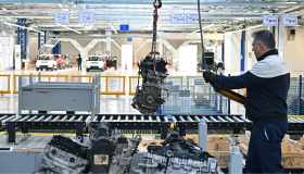 Stellantis chiude storico stabilimento in Polonia e frena la produzione a Torino