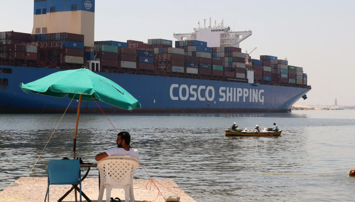 Il conflitto in Medio Oriente minaccia il Canale di Suez: perché è così importante