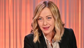 Bonus anziani, requisiti e come ottenere la prestazione universale Inps da 850 euro al mese