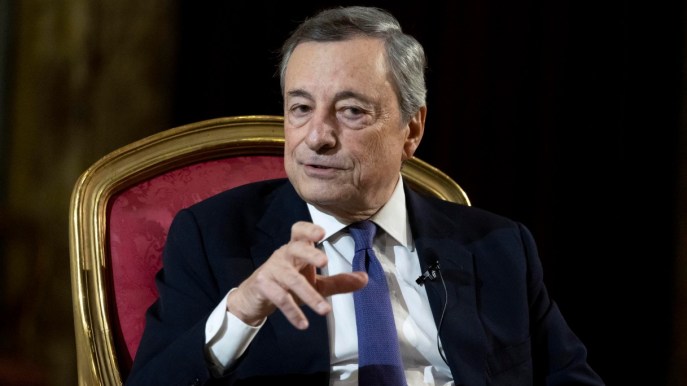 All’Ecofin Mario Draghi sprona l’Europa sugli investimenti: “Servono 500 miliardi di euro”