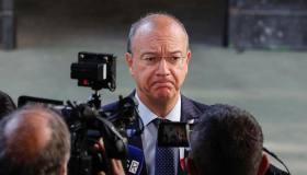 Scuola, stop al ritorno dei voti alle elementari: pedagogisti e attori in rivolta