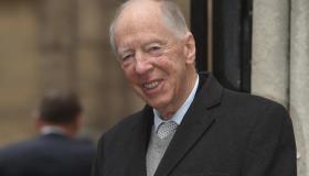 Morto a 87 anni il barone Jacob Rothschild, erede della dinastia di banchieri e petrolieri