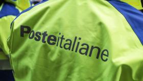 Poste consegnerà pacchi anche nei giorni festivi