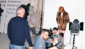 Tessuti, Dj-set e bollicine: stralci di moda a Milano