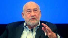 L’impatto dell’IA sulle disuguaglianze sociali secondo Joseph Stiglitz