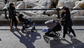 Crollo nascite in Europa, ci sono sempre meno bambini: l’Italia tra le peggiori