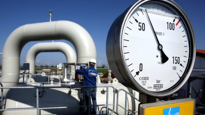 Scorte di gas vuote a metà: rischio aumento dei prezzi in Italia e in Europa