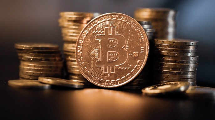 Bitcoin vale 73mila dollari, 360 milioni di dollari nelle liquidazioni
