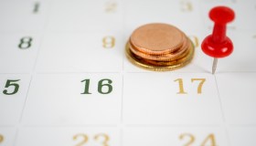 Contributi Inps colf e badanti da pagare entro il 10 aprile 2024, come fare il versamento