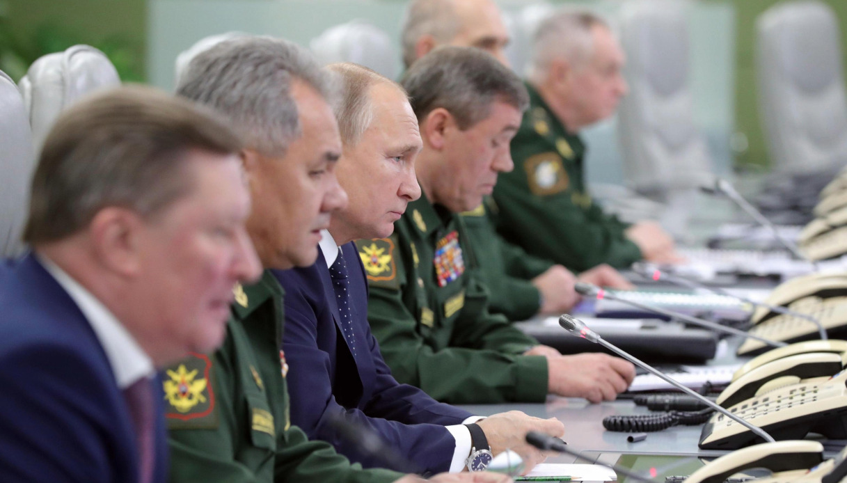 Ucraina, l’Occidente combatte la Russia ma la aiuta con le armi (assieme alla Cina)