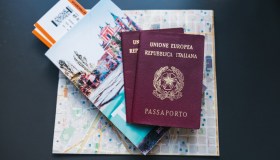 Passaporti, agenda prioritaria: come funziona la prenotazione online per le richieste urgenti