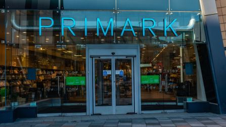 Primark apre un nuovo negozio a Torino: il primo in Italia con casse self service