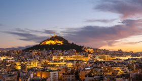 Affitti ad Atene, il piano per 12mila nuovi alloggi