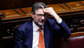 Def al buio, i tecnici bloccano il Governo: cosa rischia l’Italia